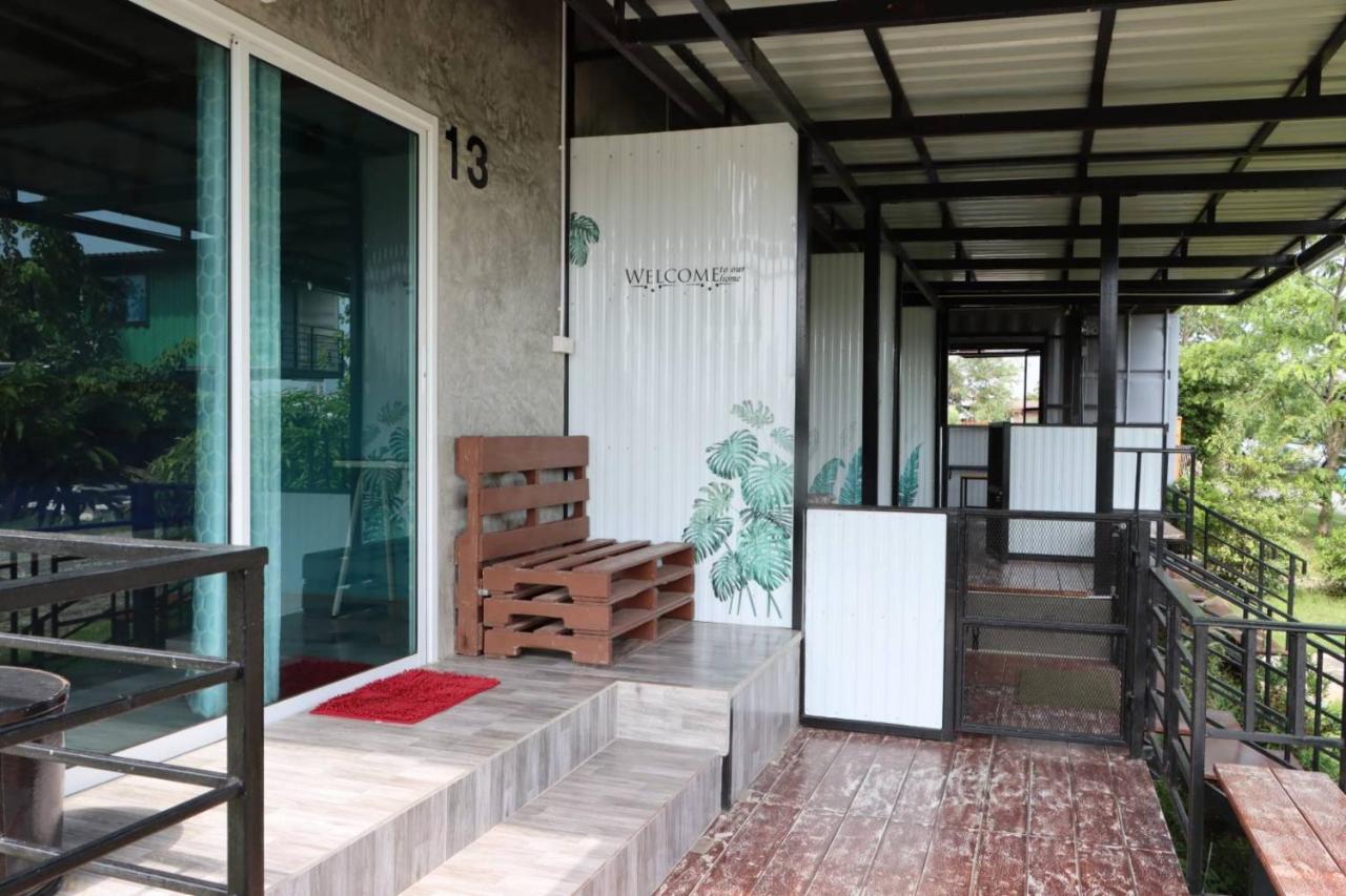 Smile Box Coffee & Resort Nong Hin Экстерьер фото