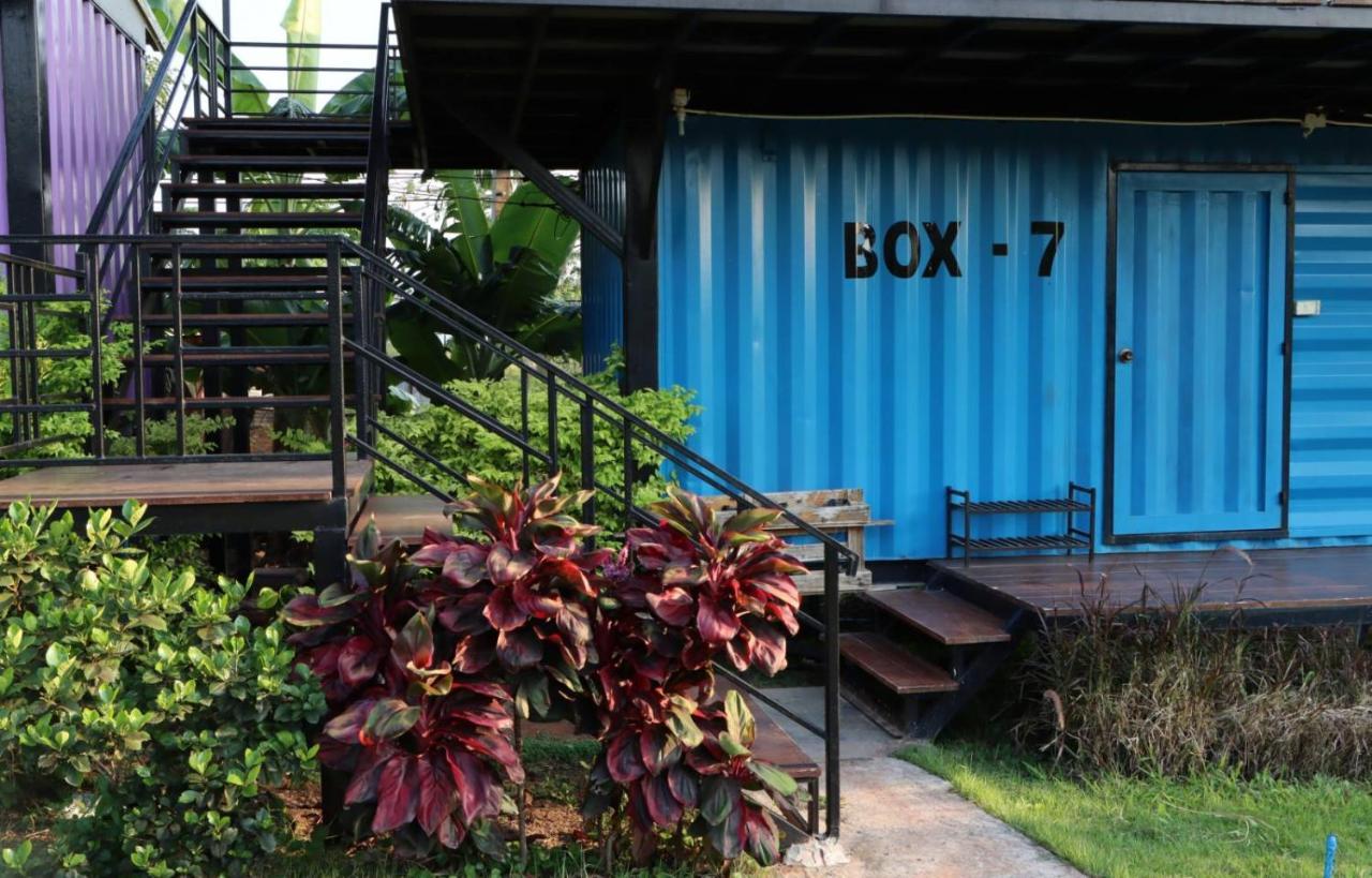 Smile Box Coffee & Resort Nong Hin Экстерьер фото